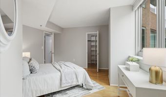 1001 N VERMONT St 804, Arlington, VA 22201