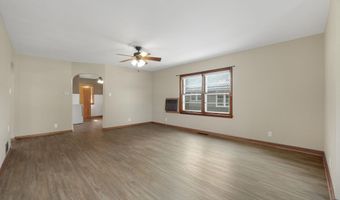 236 Center St, Auburn, IN 46706