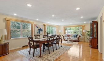 16 Patriots Rd, Acton, MA 01720