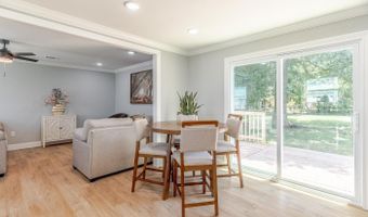 105 School St, Bay, AR 72411
