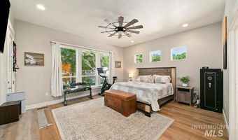 8604 W Small Creek Dr, Boise, ID 83709