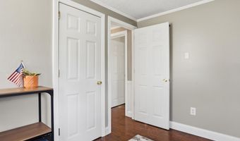 9 Tuttle Rd, Bedford, NH 03110