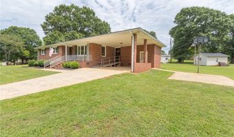 1020 Bern Cir, Anderson, SC 29626