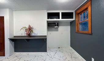 616 N 4th St, Arkansas City, KS 67005