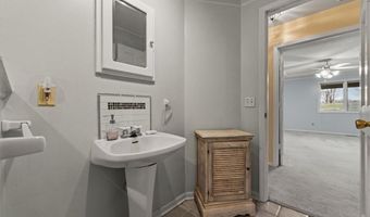 22020 171 St, Basehor, KS 66007