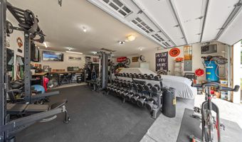 1207 Emma Ave, Des Moines, IA 50315