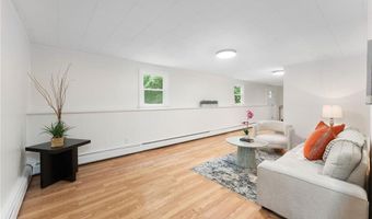 153 Vineyard Ave, Cumberland, RI 02864