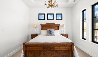 1083 E Chardie Rd, Boise, ID 83702