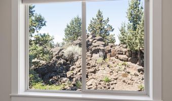 63089 Dakota Dr, Bend, OR 97701