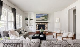 27430 E Lakeview Dr, Aurora, CO 80016