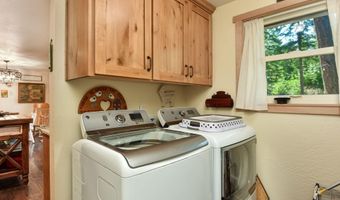 16232 E 1st St, Bayview, ID 83803