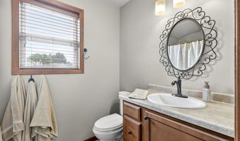 1936 N REXFORD St, Appleton, WI 54914