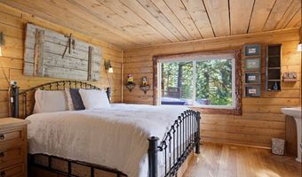 461 Hilltop Rd, Cascade, ID 83611