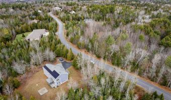 183 Skyline Rd, Bangor, ME 04401