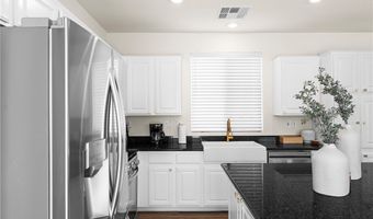 10242 Garden State Dr, Las Vegas, NV 89135