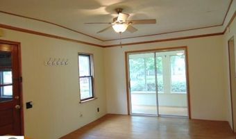 422 E Walnut St, Alma, MI 48801