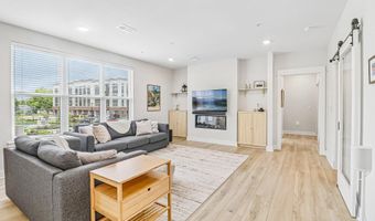 43795 TRANSIT Sq 202, Ashburn, VA 20147