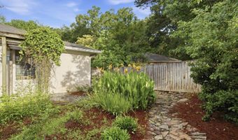 102 Michael Cv, Brandon, MS 39047