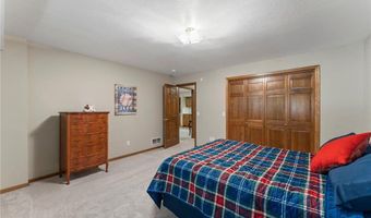 14506 Chateau Ct, Burnsville, MN 55306