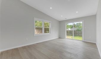 5 Mast Dr, Barnegat, NJ 08005