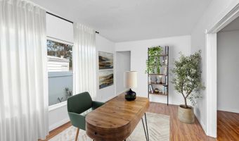 7326 San Bartolo St 220, Carlsbad, CA 92011