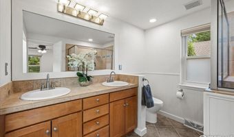 9903 W 86th Ave, Arvada, CO 80005