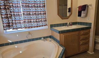 19688 S Diamondback Rd, Yucca, AZ 86438