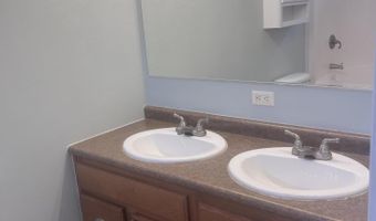 2404 Gladiolus St A, Ocean Springs, MS 39564