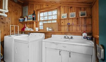 1062 S BREAKER Ave, Rockaway Beach, OR 97136