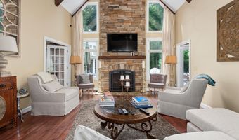 14 COUNTRY SQUIRE Rd, Anniston, AL 36207