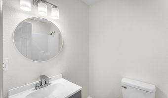 2223 Popps Ferry Rd, Biloxi, MS 39532