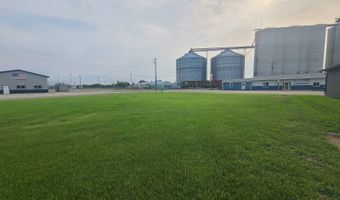 302 3rd St W, Bottineau, ND 58318
