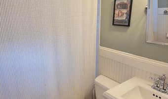 820- B S WASHINGTON St 227, Alexandria, VA 22314