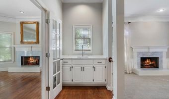 940 Waters Reach Ct, Alpharetta, GA 30022