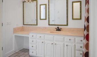 561 W Redbud Ln, Atoka, OK 74525