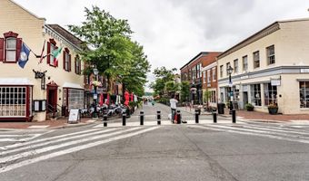 6712 HARRISON Ln, Alexandria, VA 22306