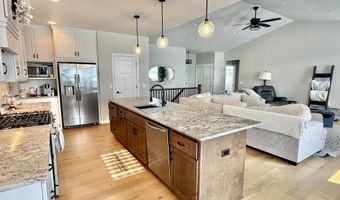 2849 E SUNSTONE Pl, Appleton, WI 54913