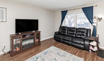 610 5th Ave, Altoona, IA 50009