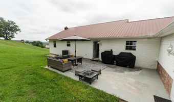4580 Lakeshore Dr, Bean Station, TN 37708