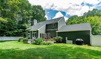 7 Wickham Rd, North Kingstown, RI 02852