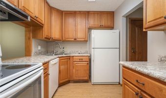 1415 Lake St 105, Alexandria, MN 56308