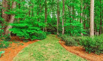 1111 Banbury Cross, Avondale Estates, GA 30002