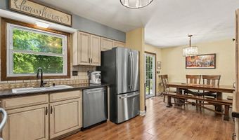 640 Clearview Ct, Algonquin, IL 60102