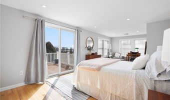 14 Hulls Ct, Jamestown, RI 02835