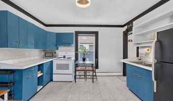 48 6th St, Bangor, ME 04401