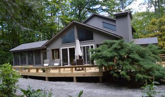 113 Iroquois Ave, Becket, MA 01223