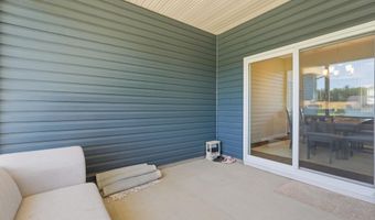 15 Kodak Ln, Angola, IN 46703