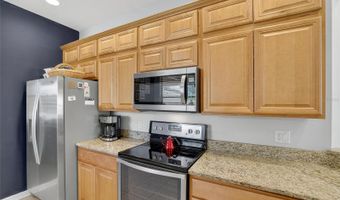 226 SHELL FALLS Dr, Apollo Beach, FL 33572