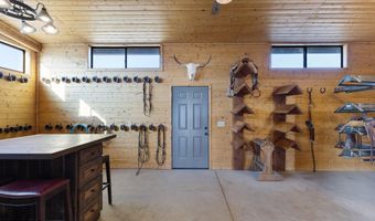 21620 W Buckwheat Ln, Congress, AZ 85332