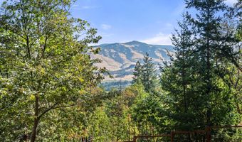 694 Timberlake Dr, Ashland, OR 97520
